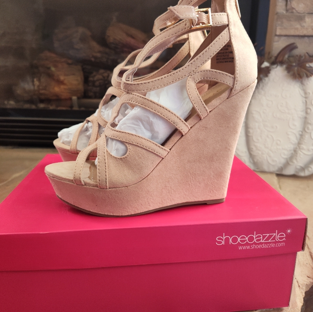 Shoe Dazzle Blush Wedges- 'Millie'